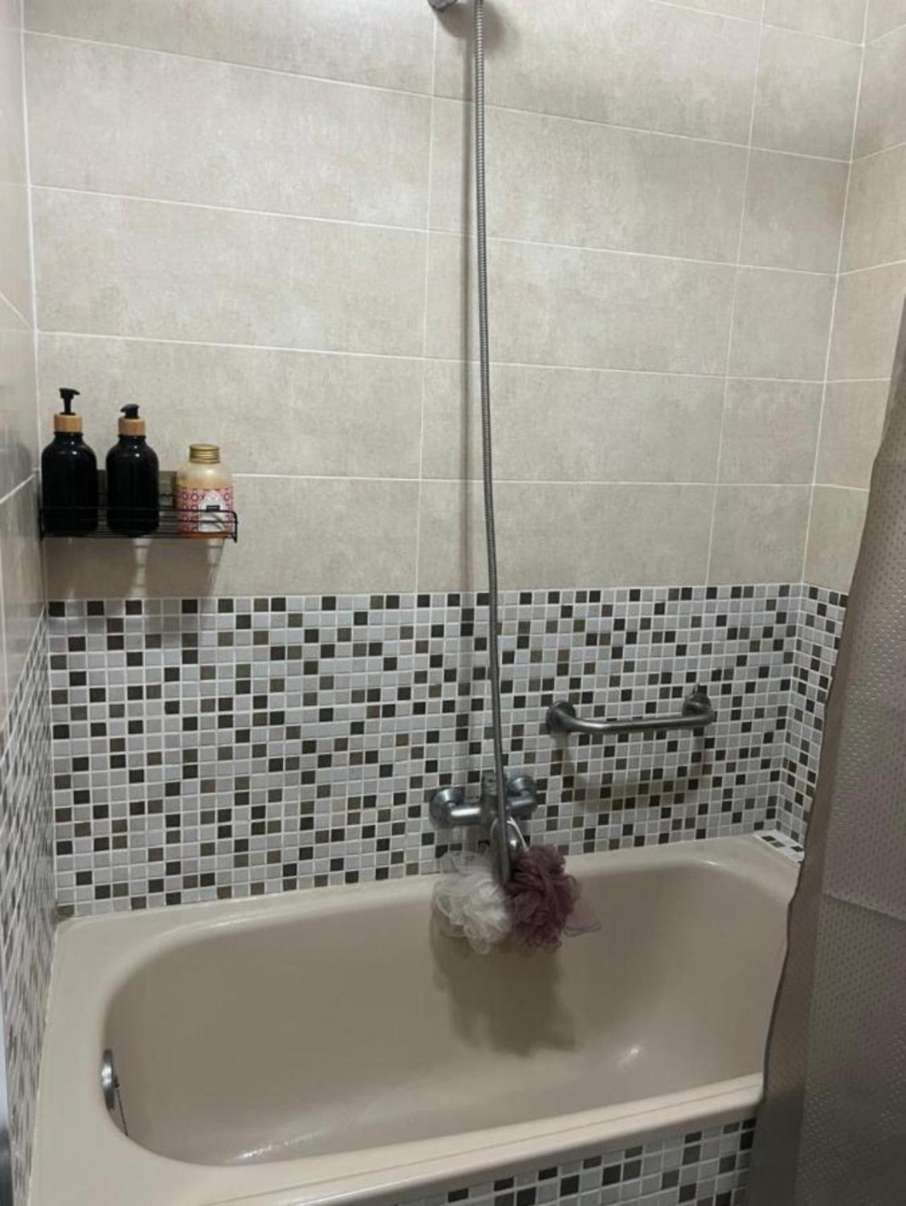 Disfruta De Exclusiva Habitacion Privada, A 5 Minutos De La Playa Vigo Luaran gambar